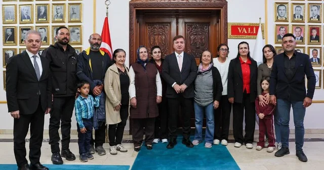 Vali Aydoğdu, Kureyşli Sarıkaya köyü sakinlerini ağırladı Erzincan Haber Habertürk Yerel Haberler