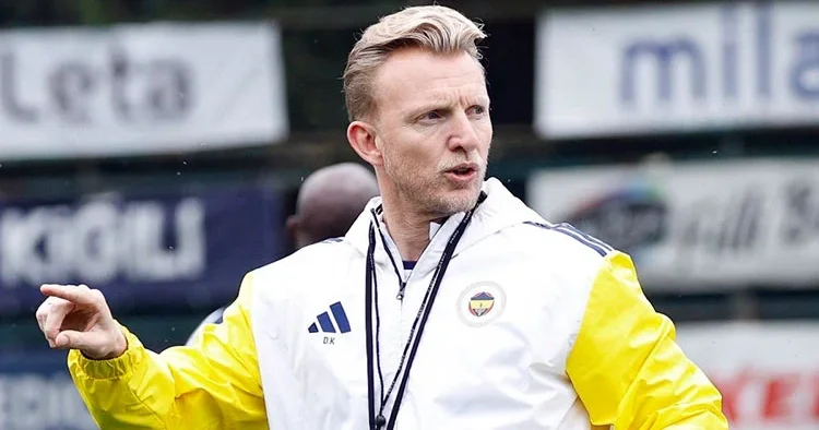 Fenerbahçe paylaştı: Kuyt yönetiminde ilk antrenman!