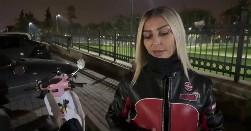 Trafik ışıklarında yardımı reddeden kadın motosikletli, 2 dakika sonra kaza yaptı