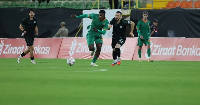 5 gollü maçta Süper Lig ekibi tur atladı
