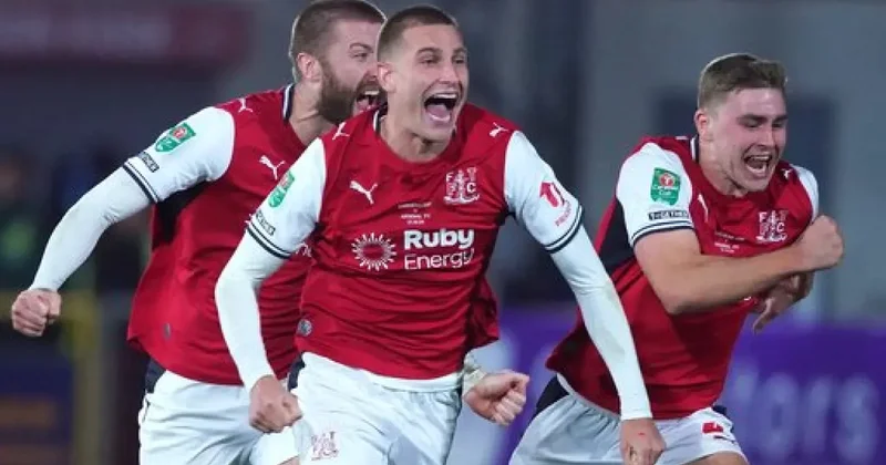 4. lig ekibi Fleetwood Town Arsenal i kupada eledi!
