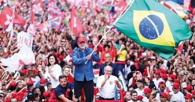 Lula da Silva’ya karşı yenilmişti… Bolsonaro kaçtı iddiası