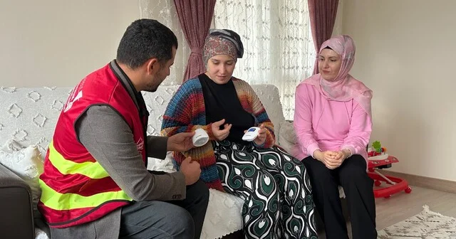 Kahramanmaraş ta işitme engelli ailelere titreşimli bebek uyarı cihazı desteği Kahramanmaraş Haberleri Habertürk Yerel Haberler