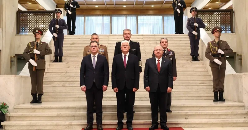 Milli Savunma Bakanı Güler, Bulgaristan ve Romanya dan mevkidaşlarıyla ortak basın toplantısında konuştu