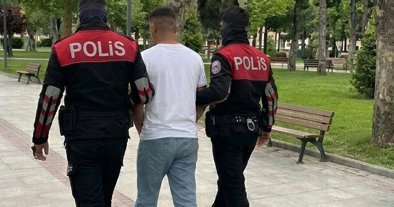 Hakkında 152 yıl kesinleşmiş hapis cezası bulunan 17 yaşındaki genç Manisa da yakalandı Sözcü Gazetesi