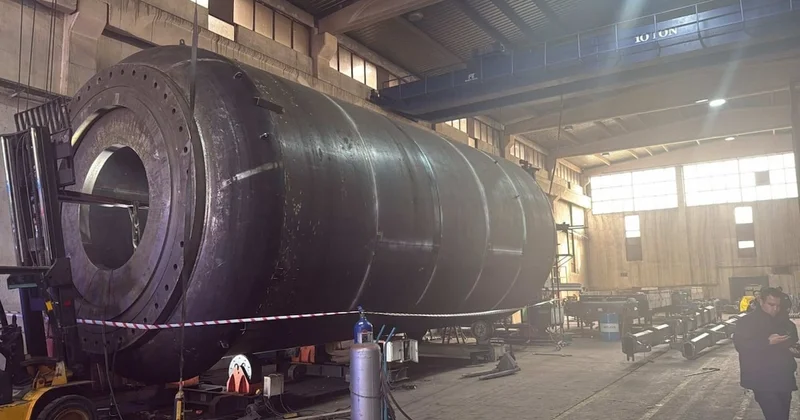 3 tonluk sac levhanın altında kalan 2 işçi öldü Sözcü Gazetesi