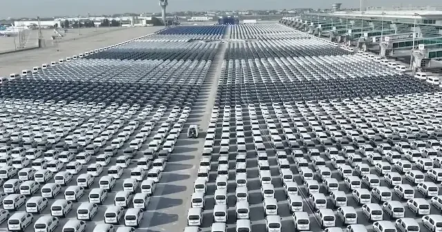 Jandarma ve emniyetin yeni araçları Atatürk Havalimanı’nda görüntülendi: Cumhurbaşkanı Erdoğan’ın katılacağı törenle hizmete alınaca VİDEO İZLE