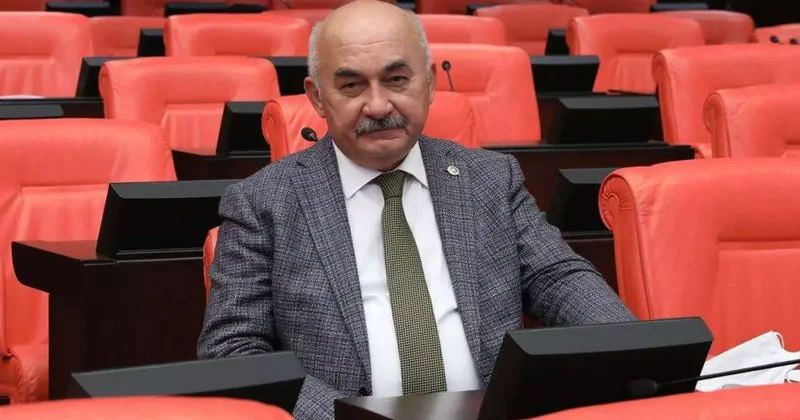 MHP li isimden Papa tepkisi! Osmanlı ve Atatürk dönemini hatırlattı