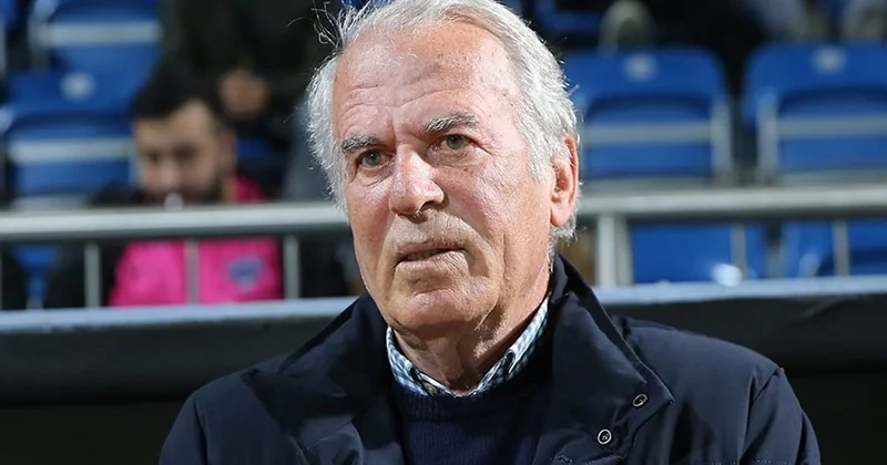 Mustafa Denizli: Galatasaray 2026 kadar oynasa kazanamaz
