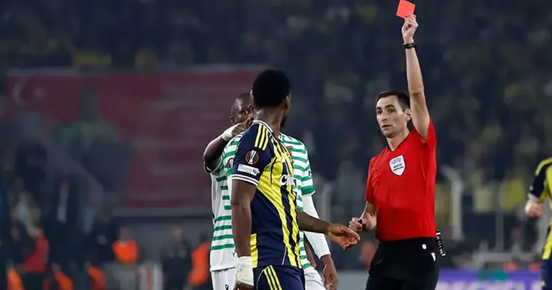 Fenerbahçe de Jhon Duran kırmızı kart gördü! Son dakikada oyun dışı kaldı Fanatik Gazetesi Futbol Haberleri Spor