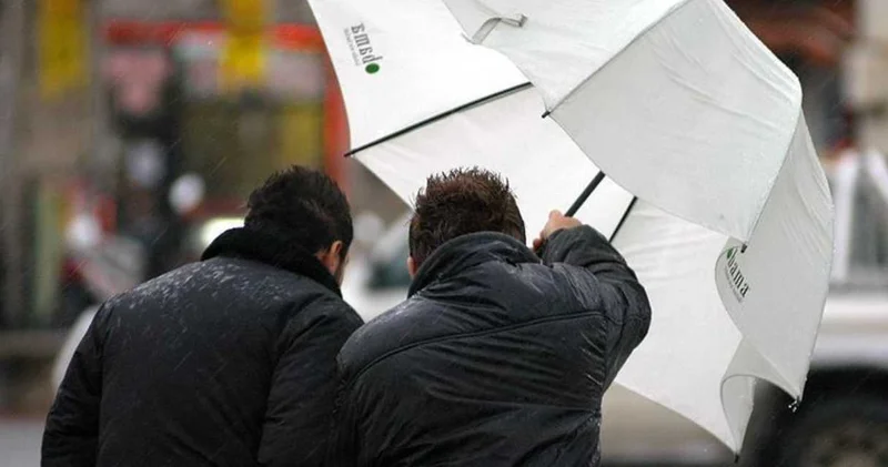 Kuvvetli yağış ve fırtına dalgası sınırı geçti: Meteoroloji peş peşe sarı kod verdi