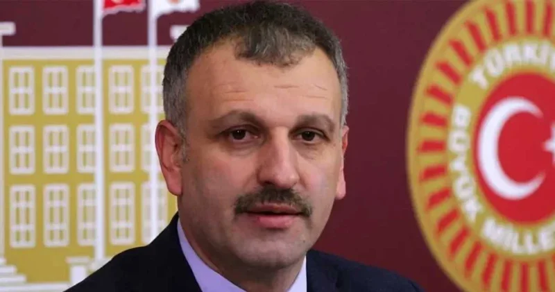 Sarayın başdanışmanı Kara Cuma ya kafayı taktı: Kimse böyle bakmamıştı