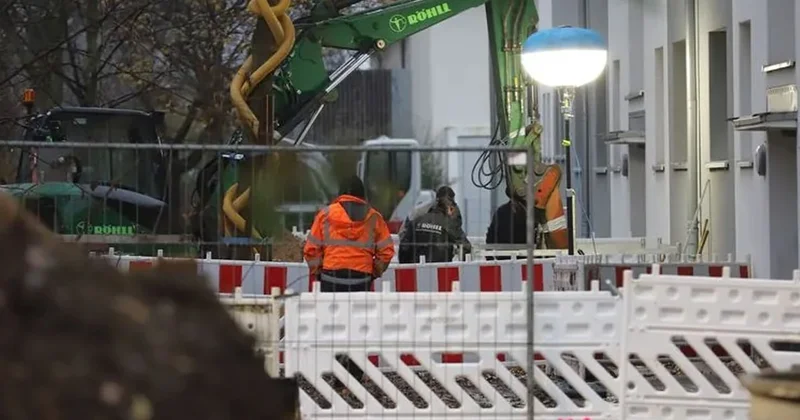 Mahallede bomba bulundu 6 bin kişi evinden oldu Sözcü Gazetesi