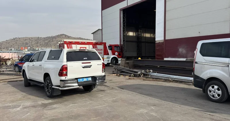 Kırıkkale de iş cinayeti! Kayan sacın altında kalan 2 işçi yaşamını yitirdi