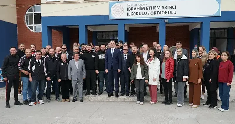 Beşiktaş derneklerinden Sındırgı ya destek