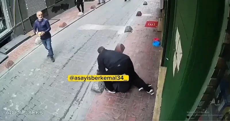 Öldüresiye dövdü, sonra polis merkezine gidip teslim oldu