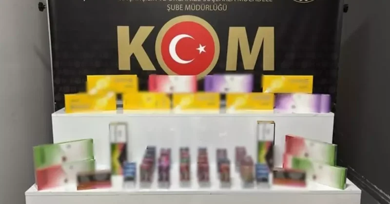 Isparta’da bir evde yapılan aramada çok sayıda kaçak sigara ve elektronik sigara ele geçirildi