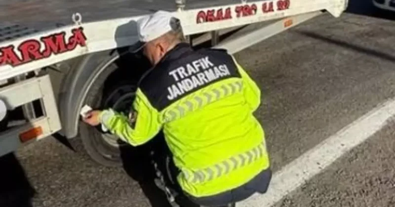 Ardahan’da jandarmadan ‘zorunlu kış lastiği’ denetimi