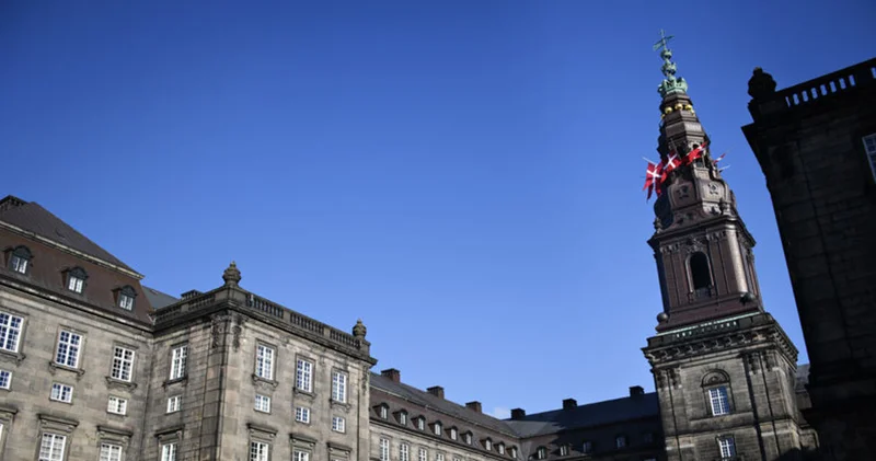 Grönland krizinin ardından Danimarka, Trump ı izlemek için gece nöbeti kurdu Dış Haberler