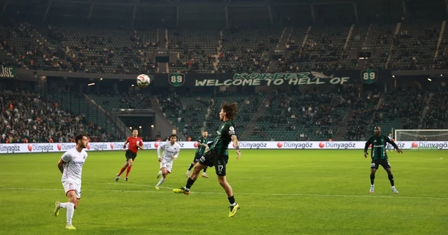 Trendyol Süper Lig: Kocaelispor: 1 Gençlerbirliği: 0 (İlk yarı) Kocaeli Haberleri
