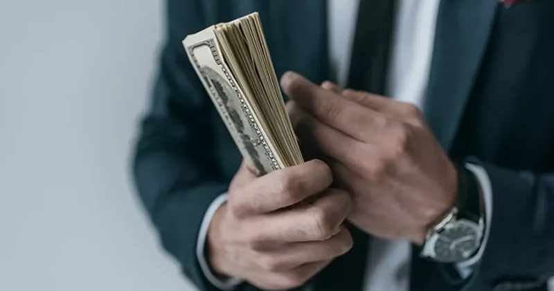 Geliriyle dünyayı şoke etti: Her çalışanından 50 milyon dolar kazandı!