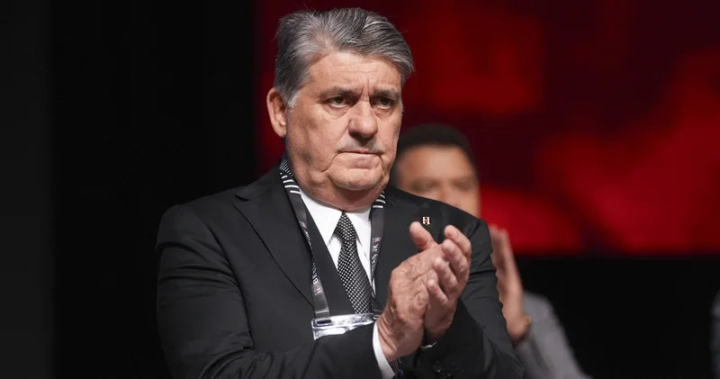 Beşiktaş ta seçim kararı da yok istifa da... Beşiktaş Haberleri