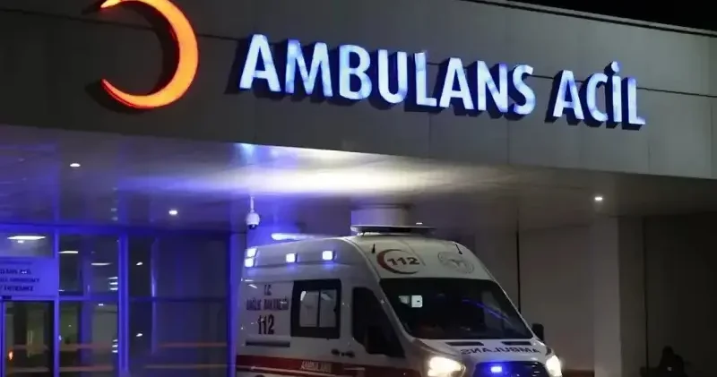 Bir gıda zehirlenmesi kabusu daha: İstanbul da ortaokul öğrencileri hastaneye kaldırıldı İstanbul Haberleri