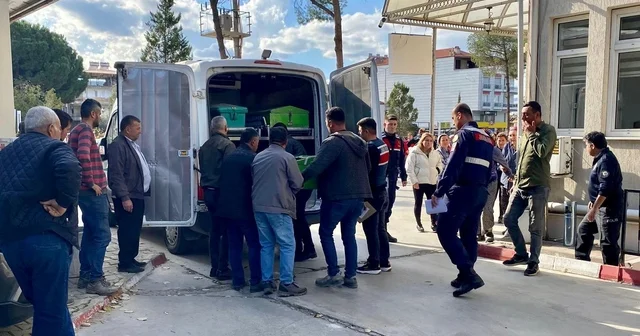 Bağda oyun oynayan çocuk traktörün altında kalarak hayatını kaybetti Manisa Haberleri
