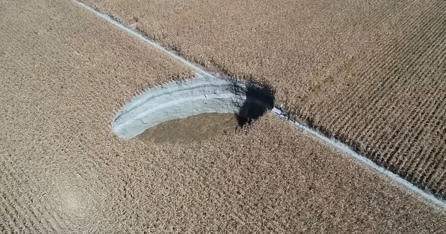 Yer altı suları çekildikçe doğa bize oluşan obruklarla karşılık veriyor Konya Haberleri