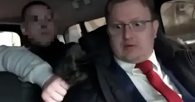 ABD ye çalışan Rus diplomat ajanlık suçlamasıyla tutuklandı VİDEO İZLE