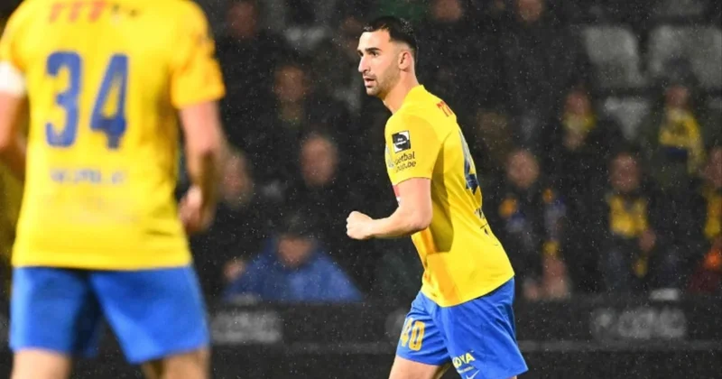 Fenerbahçe de savunmaya sürpriz isim! Galatasaray altyapısında yetişmişti Sözcü Gazetesi