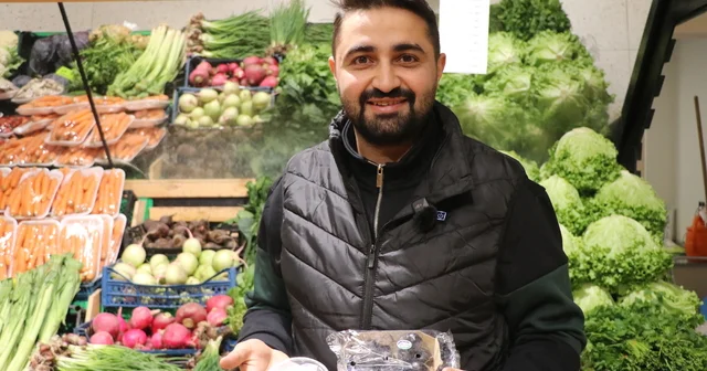 Kış ayında yaz meyveleri eriğin 3 tanesi 300, kirazın 5 tanesi ise 195 TL Kayseri Haberleri