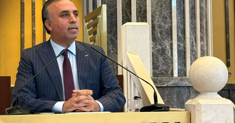 Mahmut Bıyıklı, Âkif’i anlattı: Cami kürsülerini istiklalin sesi haline getirdi