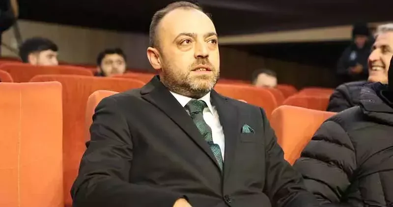 Sakaryaspor’un yeni başkanı Enes Zengin oldu