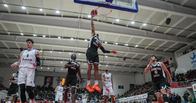 Beşiktaş ın bileği bükülmüyor! Son saniye üçlüğüyle kazandı Sözcü Gazetesi