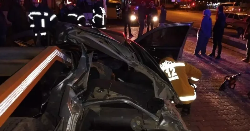 Denizli de otomobil, park halindeki tır dorsesine çarptı: 1 ölü, 1 yaralı