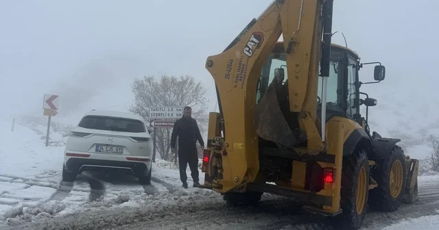 Gercüş te kardan kapanan 5 köy yolu ulaşıma açıldı Batman Haberleri