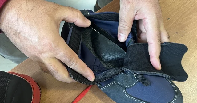 Oğlunun düztabanlık probleminden yola çıkarak geliştirdiği medikal ürünün patentini aldı Çanakkale Haberleri