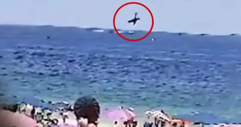 Korkunç kaza! Sahilde güneşlenenlerin gözü önünde çakıldı