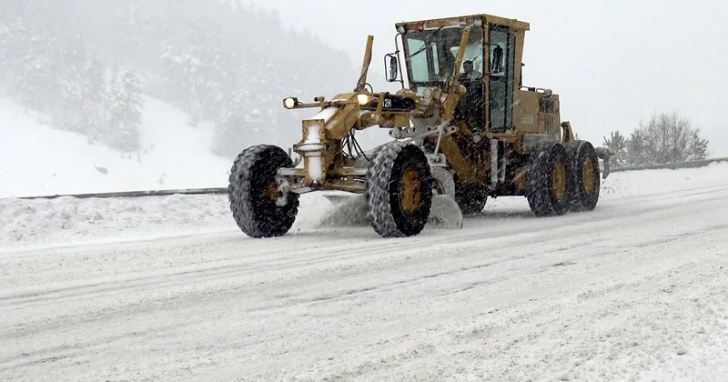 Kar ve tipi Doğu Anadolu’yu esir aldı