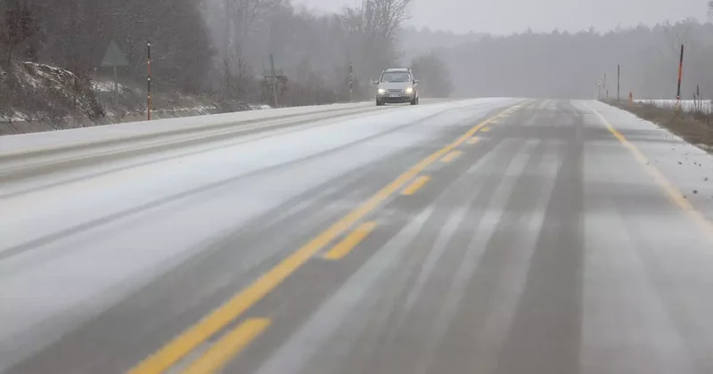 Kırklareli nin yüksek kesimlerinde kar yağışı