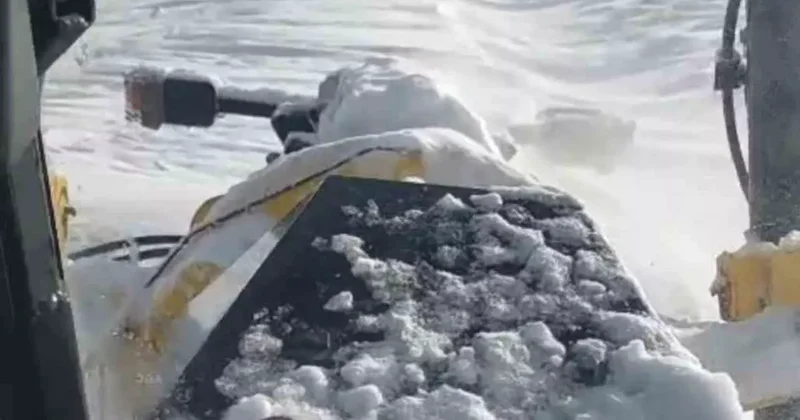 Muş’ta kar yağışı: 333 köy yolu kapandı