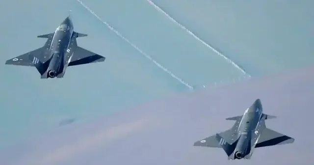 Bayraktar KIZILELMA dünyada ilki başardı: İki insansız savaş uçağından tamamen otonom yakın uçuş VİDEO İZLE