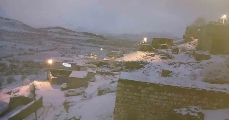 Çermik’e mevsimin ilk karı yağdı