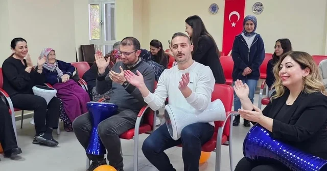 Kütahya Huzurevine anlamlı ziyaret Kütahya Haberleri