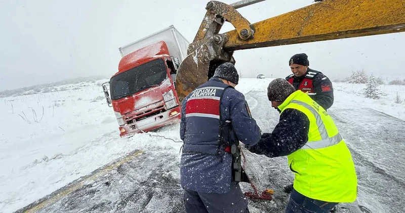 Yola çıkacaklar dikkat! Valilikten sürücülere kritik uyarı