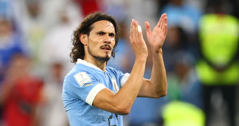Edinson Cavani futbolu bıraktı Futbol Haberleri