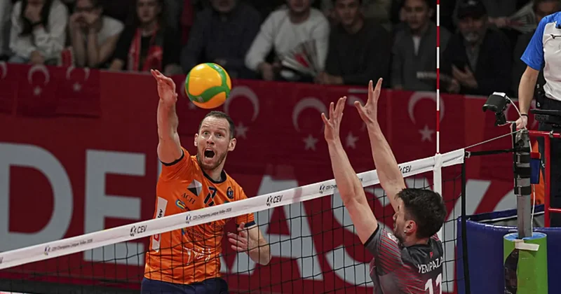 CEV Erkekler Şampiyonlar Ligi: Ziraat Bankkart set vermeden galip!