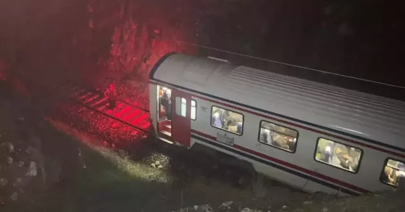 Toprak kaydı, yolcu treni raydan çıktı