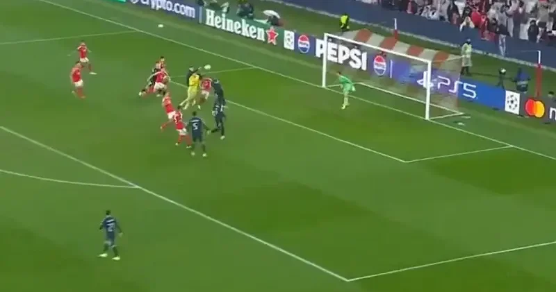 Kaleci Trubin Real Madrid e gol attı: Benfica 90+8 de play off a yükseldi (VİDEO) Futbol Haberleri